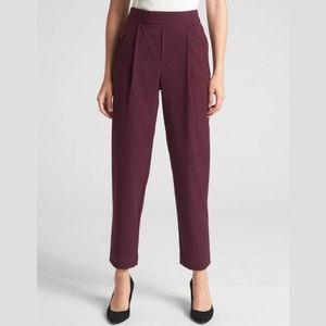 Gap High-waisted Pull-on Pleated Trousers